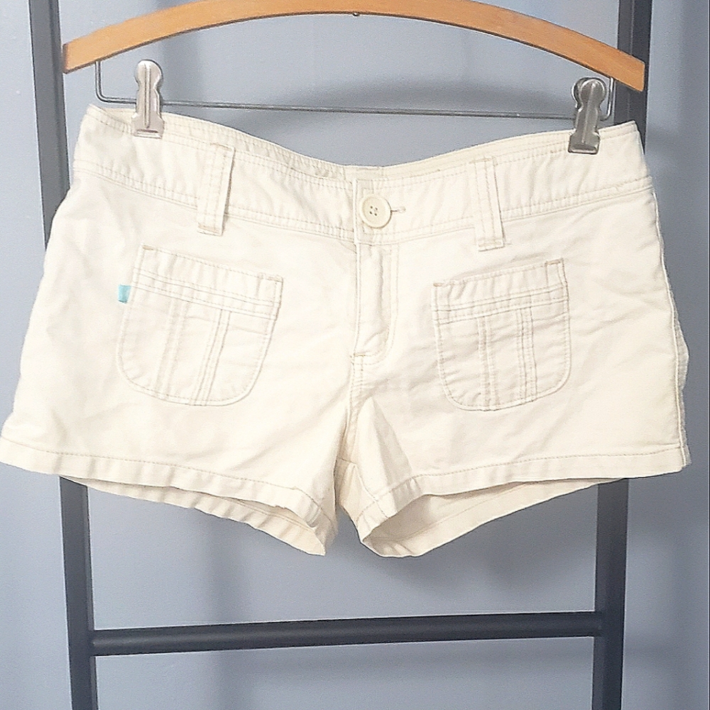 Aeropoatale khaki shorts size 7/8